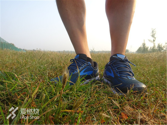 brookshyperionelite跑鞋,brooksghost12发售价