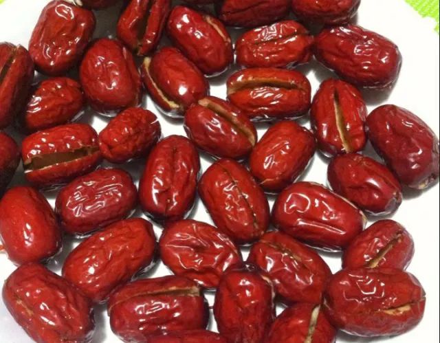 红枣的吃法你们还不知道吧,红枣怎么吃又硬又好吃
