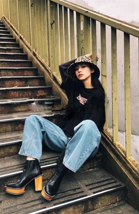 今年秋冬流行的鞋子,今年秋冬鞋