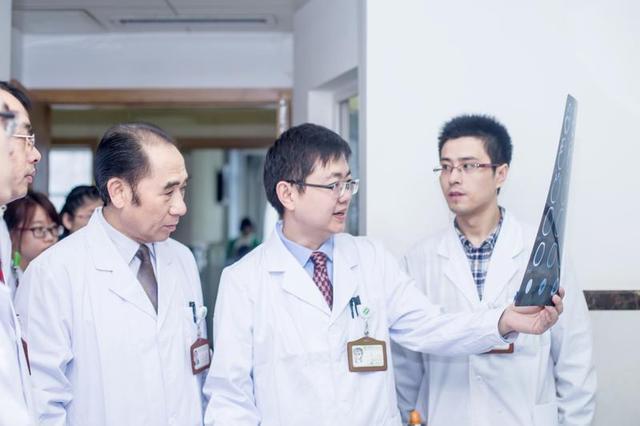 心脏支架可以做头部磁共振吗,心脏钛合金支架能做磁共振吗