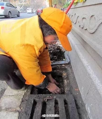 迟到5分钟，哭了半小时……天冷了，心不能寒