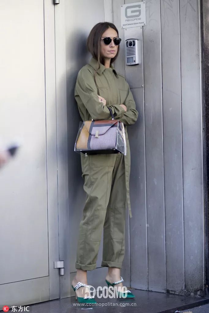 时髦办｜“透明塑料”成新流行！再也不怕下雨天咯