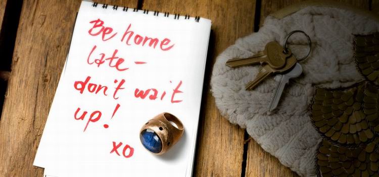 让女生走夜路不害怕的小手电,女生走夜路神器