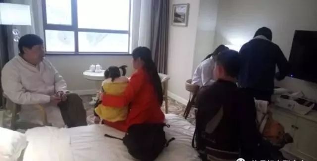 脑瘫儿童爱心公益活动,关爱困境妇女儿童基金募捐倡议书