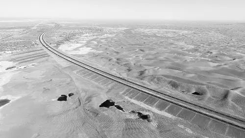 中国戈壁滩最漂亮的公路,戈壁最美公路在哪