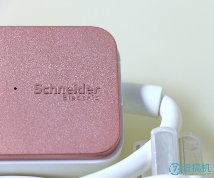 施耐德16a插线板,施耐德家用插线板