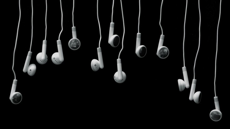 尚未被破解的新型黑客技术!把你的耳机变成*听窃**麦克风