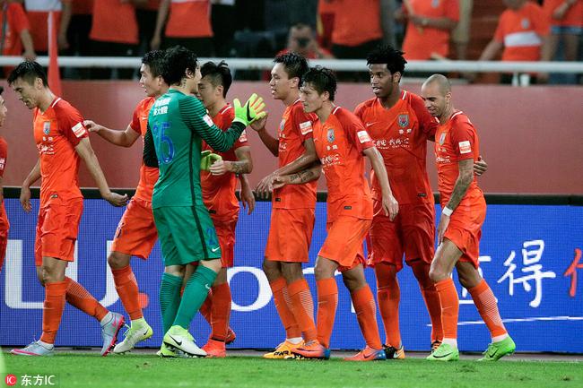 鲁能2比0亚泰集锦,鲁能塔神与佩莱