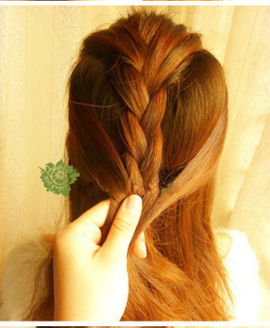 扎马尾编发教程简单易学,扎马尾的编发教程简单好看