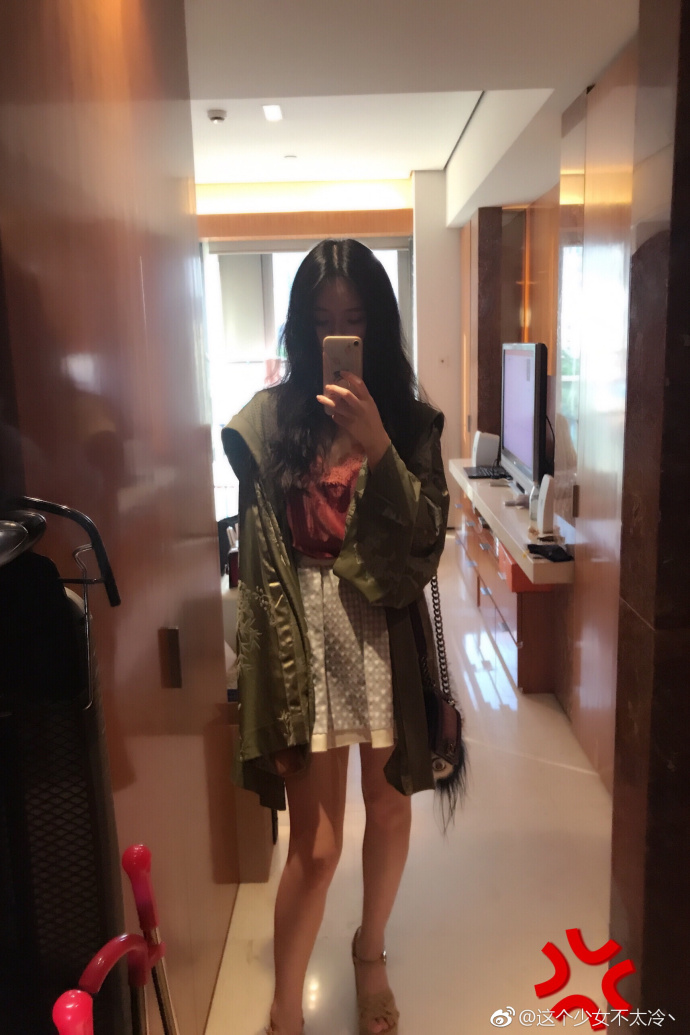 冯提莫阿冷斗鱼视频,斗鱼主播阿冷在哪几个平台