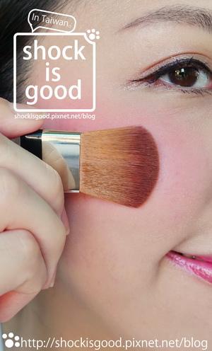 少女风夏季薄款腮红,草莓味腮红韩国