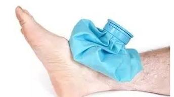 血友病患者膝盖肿怎么减轻疼痛,血友病关节疼痛为什么不能热敷