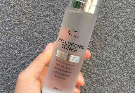 ahc神仙水b5玻尿酸,ahc水乳玻尿酸和神仙水哪个好