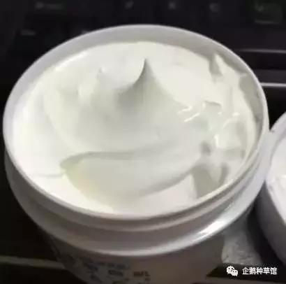 有的面膜敷了之后脸上火辣辣的,最好用的几款涂抹面膜