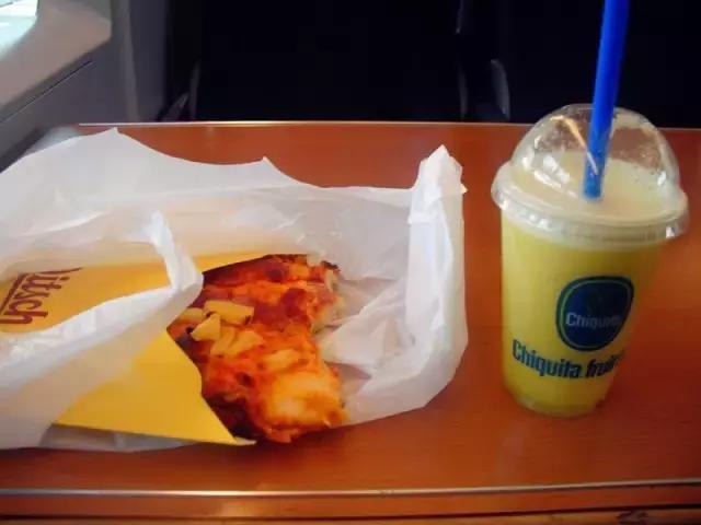 上帝视角俯瞰德国科隆大教堂,德国科隆大教堂效果图