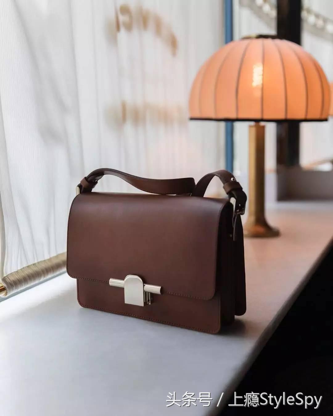 西班牙有哪些时尚品牌,西班牙zara都卖什么东西