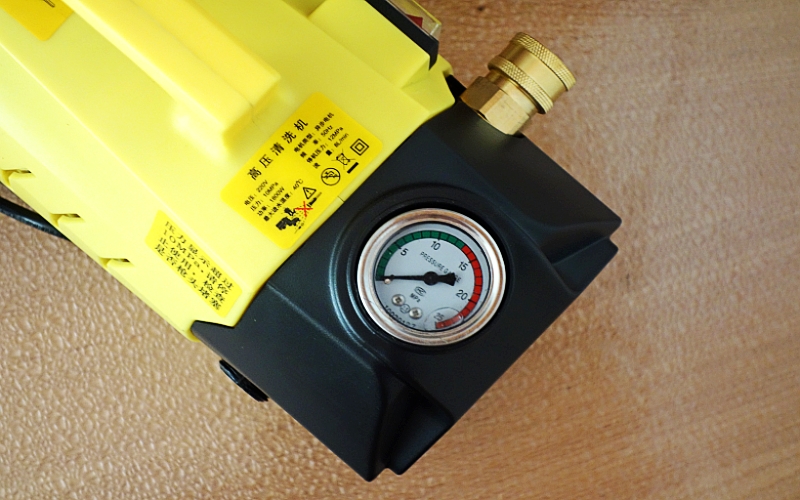 洗车干净不伤车漆从此告别洗车店,洗车不再烦恼