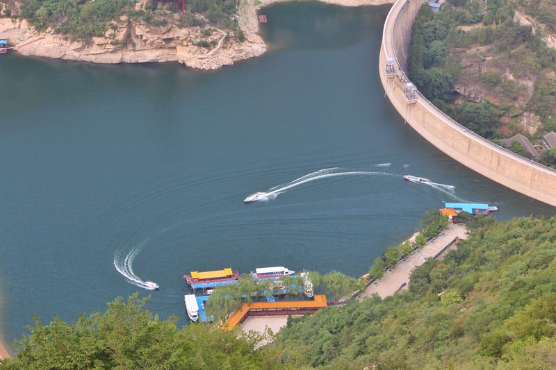 青山绿水间自由的飞翔,青山绿水放飞心情拥抱大自然