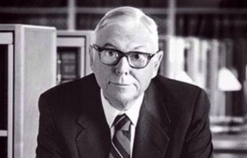 巴菲特股票每天做t的方法和技巧,恒指涨了8000点能赚多少钱