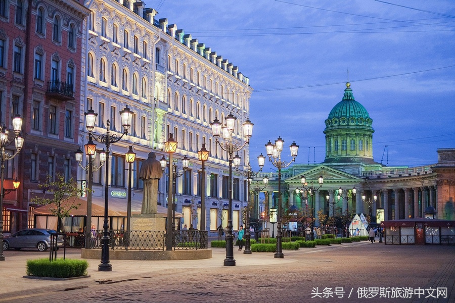 和我在瓦西里岛的街头走一走