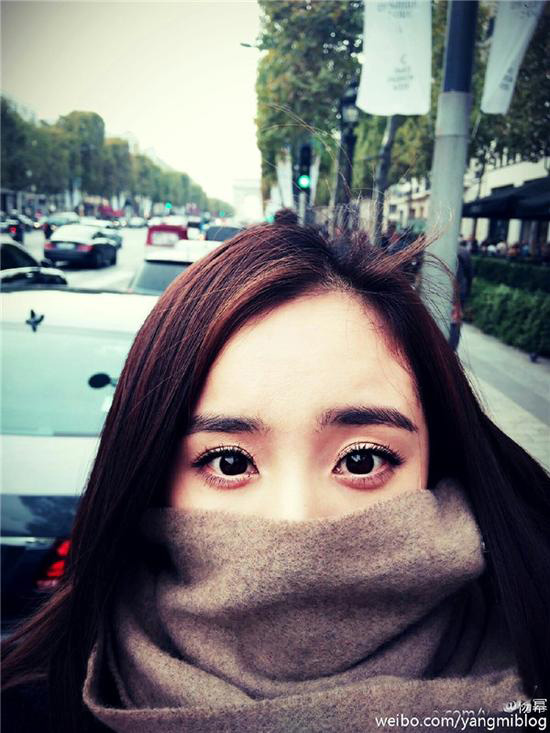 如今的带货女王杨幂,杨幂是如何成为带货女王的