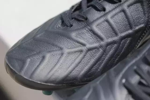 mizuno最新款足球鞋,mizuno袋鼠皮