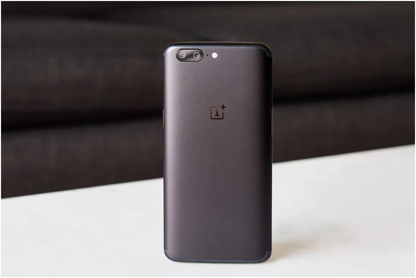 一加5手机最新款,一加5现在还值得入手