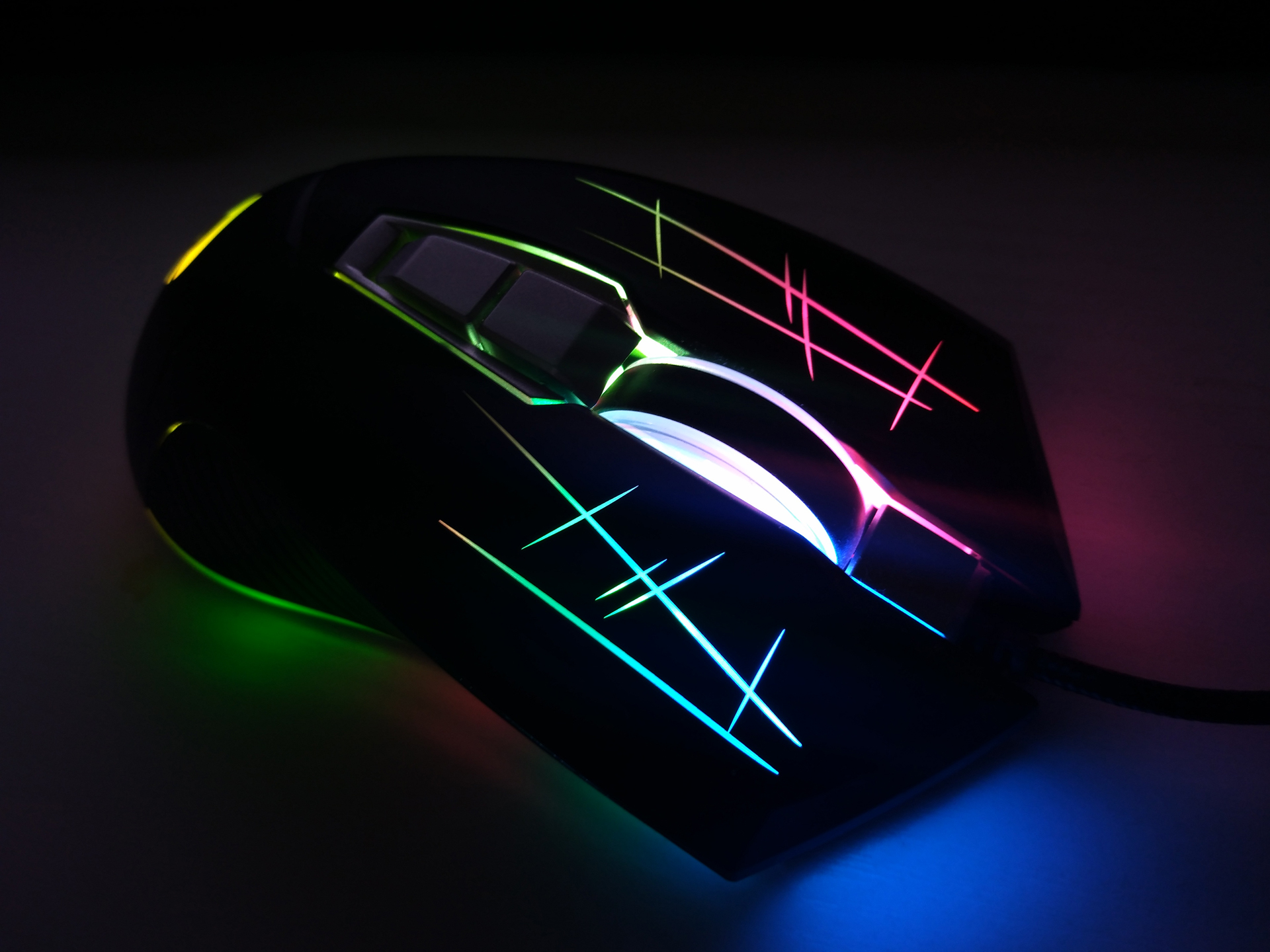 华为畅享7评测，899元起到底能否快到爽？