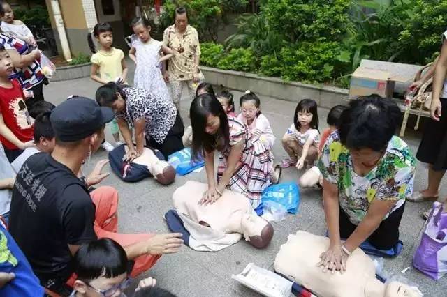 村开展防灾减灾救灾知识宣传活动,防灾减灾知识进社区进农村活动