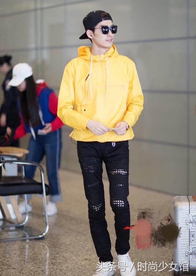 鹿晗小井的蕾丝衫张翰的渔网袜,不是战狼依然够帅