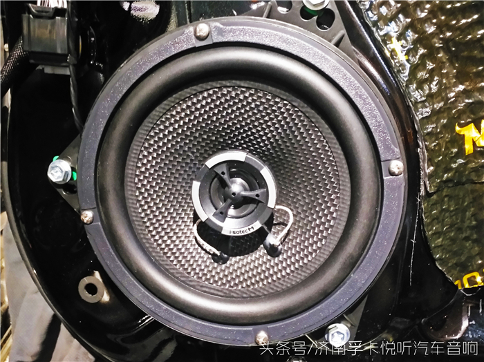 “以我爱车，冠你之音”丰田皇冠华丽逆袭｜谁说日系车的音响不能变好听｜济南孚卡悦听丰田皇冠汽车音响改装