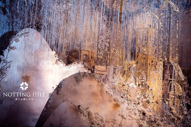 户外婚礼场景布置效果图,红色系婚礼户外布置场景