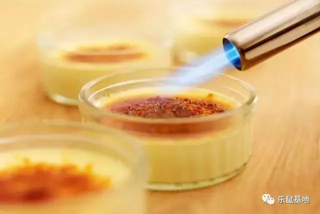 焦糖，美食界的“千年老二”，却是大多数人的“甜蜜诱惑”