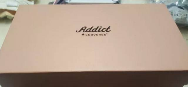 converse和vans哪个质量好,converse和vans哪个适合脚宽