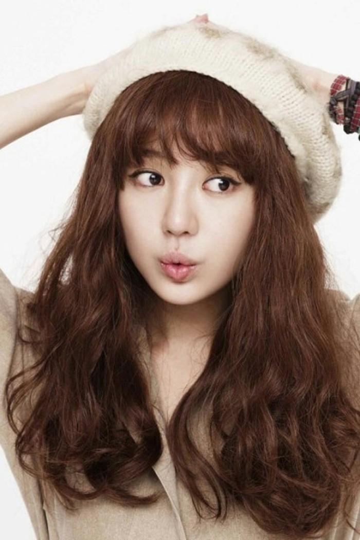 打造裸妆素颜女神,素颜女神肌肤白皙