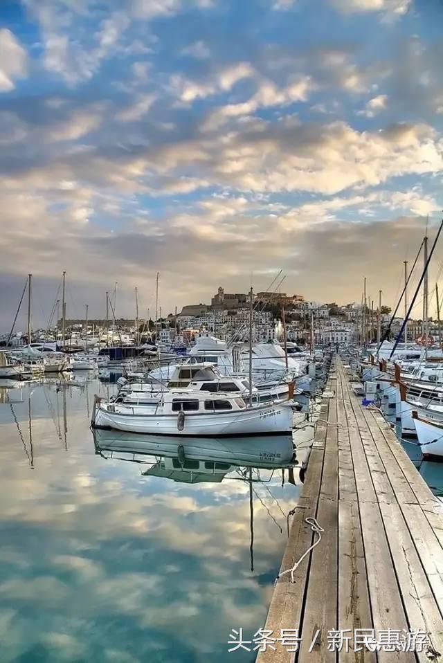 在伊比萨岛上邂逅全球大牌