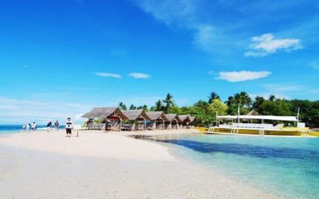 每天的出行安排丰富多彩,每天的行程都很规律