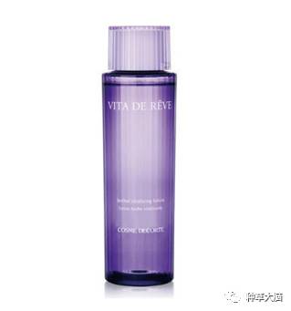 含有酒精的护肤品会马上挥发掉吗,护肤品含有酒精会怎样