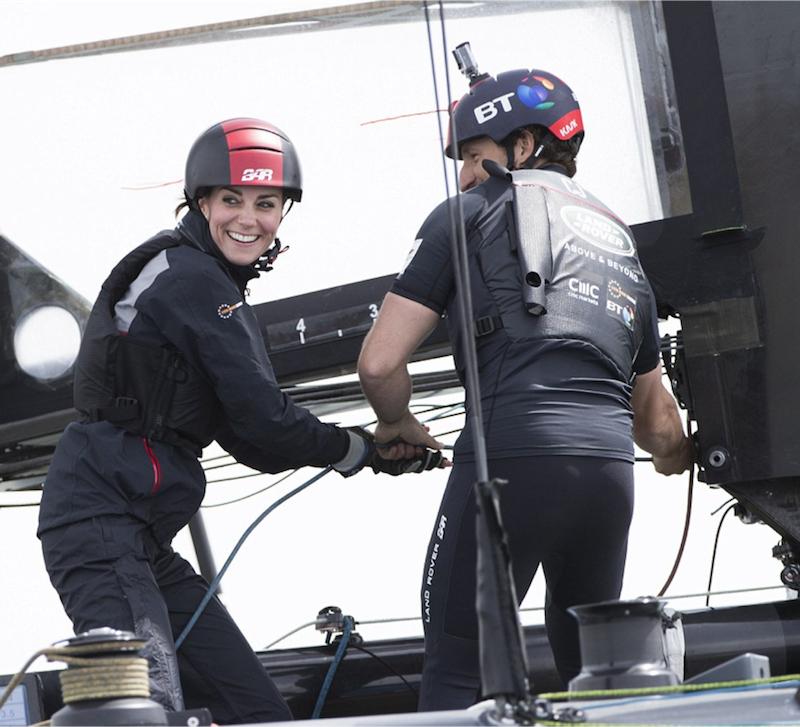 英国路虎队的首次美洲杯帆船赛之旅!