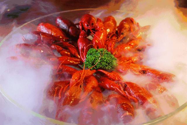 高温红色预警酷热,高温红色预警强雷电