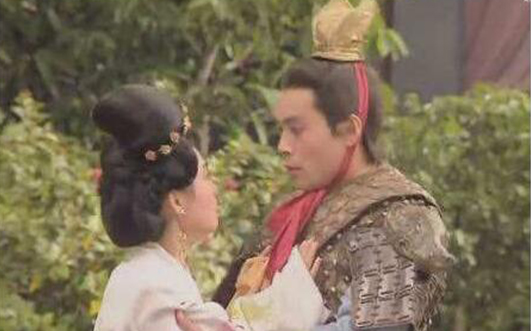 吕布在三国正史里面是不是垃圾,三国吕布才是真英雄