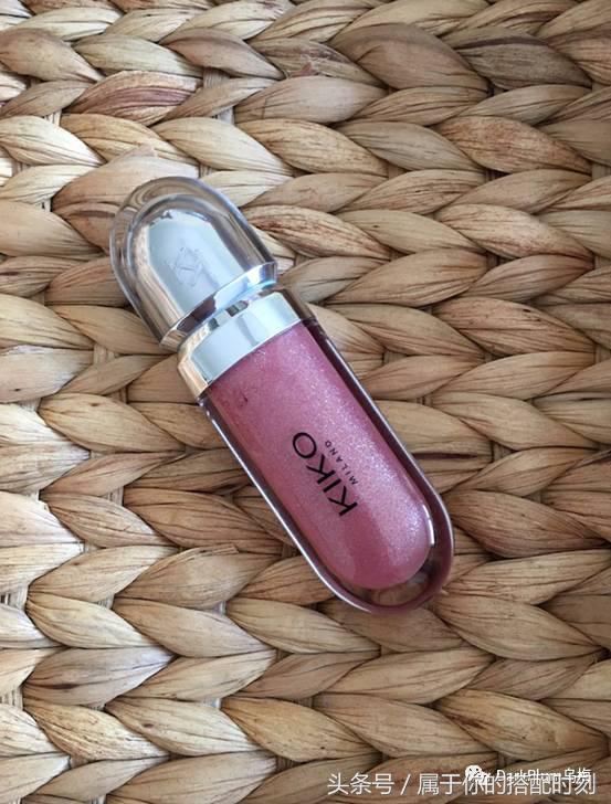 买唇膏保湿滋润补水,买唇膏不油正品