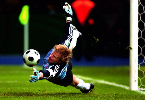 一夫当关万夫莫开是哪首诗,一夫当关万夫莫开是四字成语吗