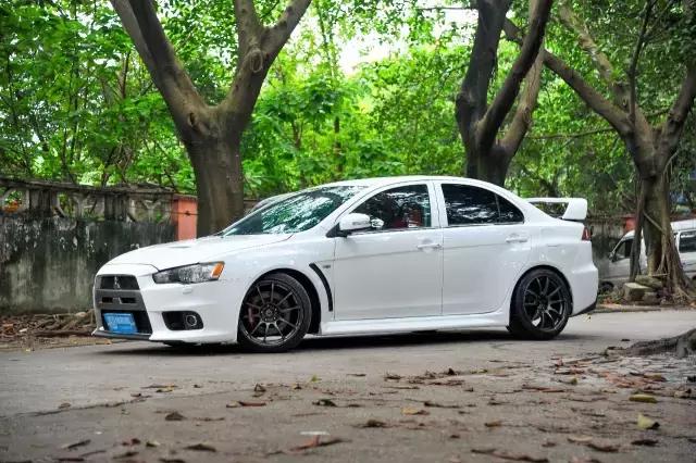 evo和翼神到底有什么区别,evo和翼神价格的区别