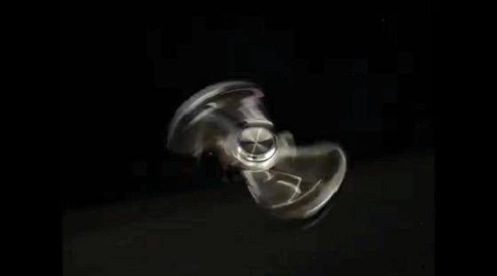 「伪测评」多功能-指尖陀螺（点烟器、补光灯、开瓶器、指南针）