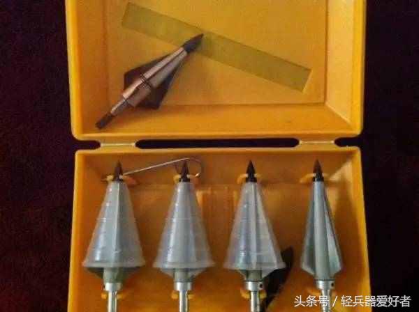 “*博兰**之牙到铁血战士”现代弓箭们的电影传奇