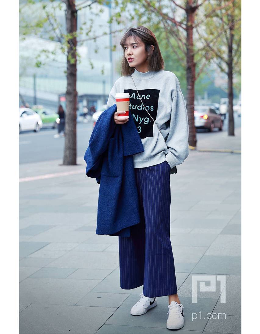 有这样一群摄影师，他们在街头用相机记录了成都人的时尚进化