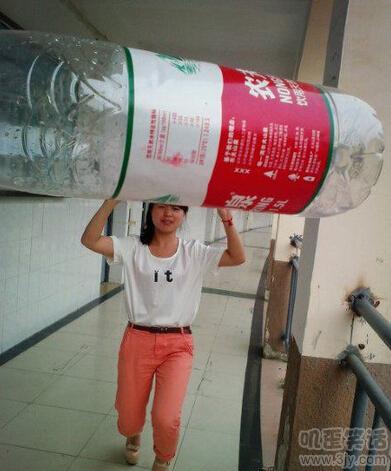 闺蜜中最漂亮的，你都抵挡得住