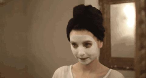 鼻子毛孔粗大有黑头怎么修复改善,女生毛孔粗大有黑头怎么改善医美