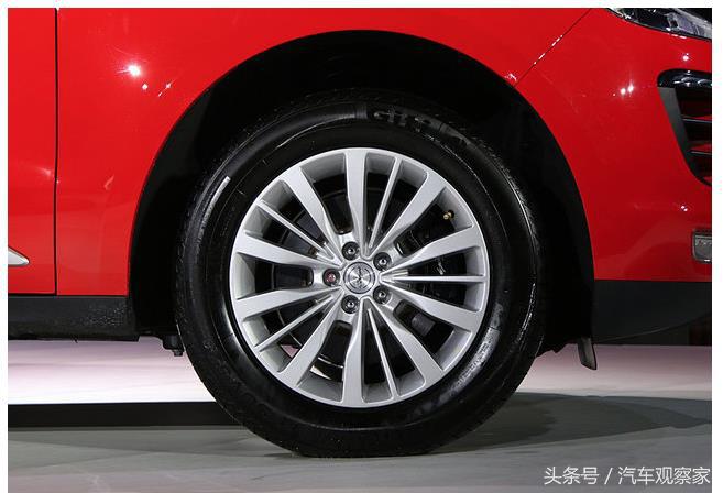 新款轿跑suv车的空间大小如何,50万以上外观炫酷的轿跑